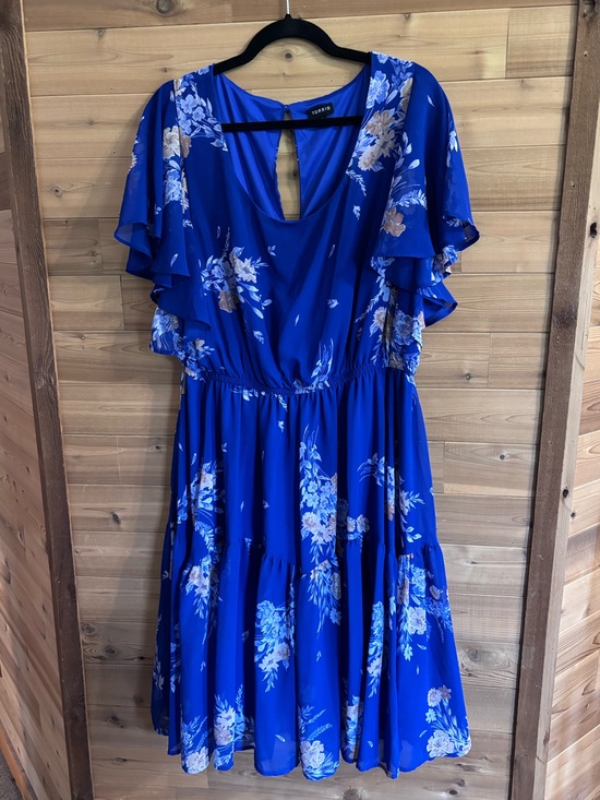 Torrid Curve Dresses & Skirts - Floral Flutter-Sleeve Midi Dress in Royal Blue